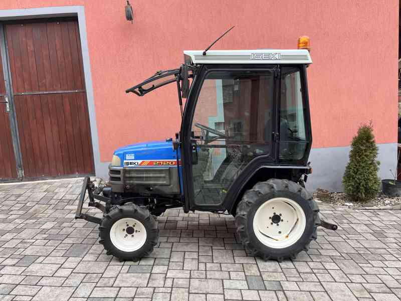 malotraktor ISEKI 2120 / čelní hydraulika / vytápěná kabina - foto 2