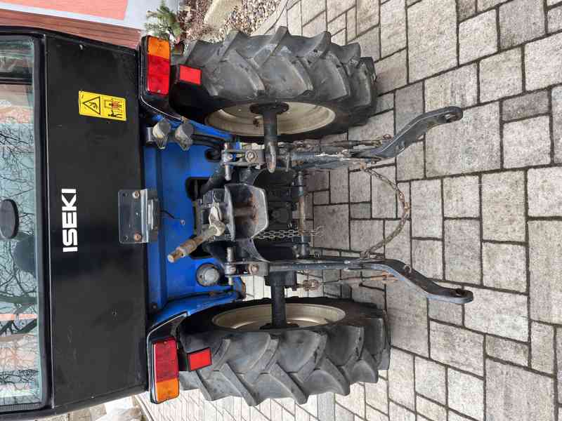 malotraktor ISEKI 2120 / čelní hydraulika / vytápěná kabina - foto 5