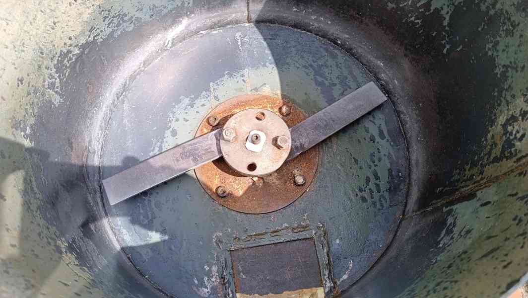 Tříštivý šrotovník - foto 2