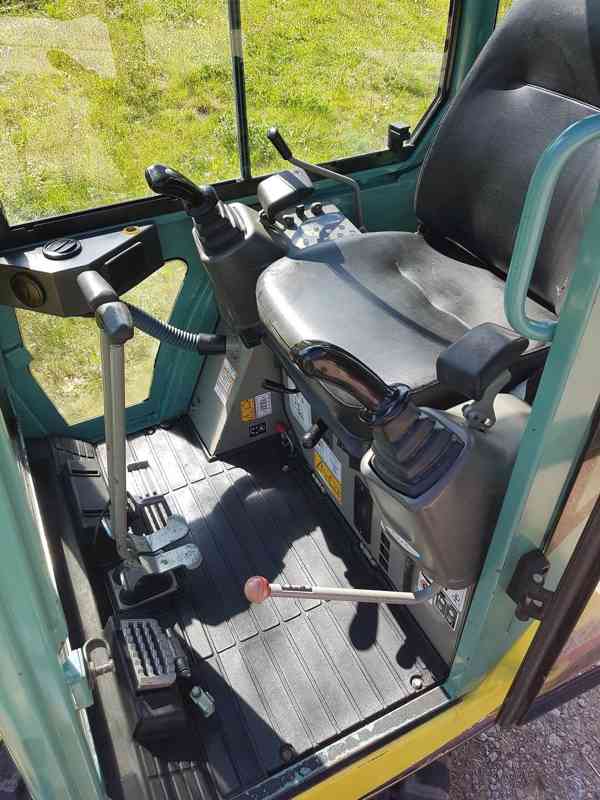 Minibagr Yanmar SV 17 - foto 2