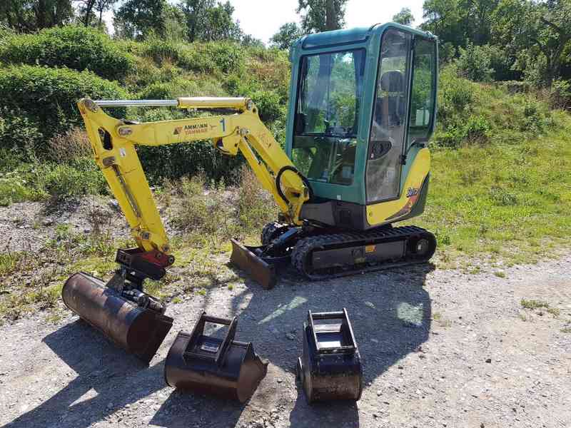 Minibagr Yanmar SV 17 - foto 1