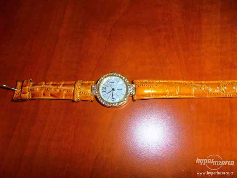 Prodávám nové hodinky Swarovski - foto 1
