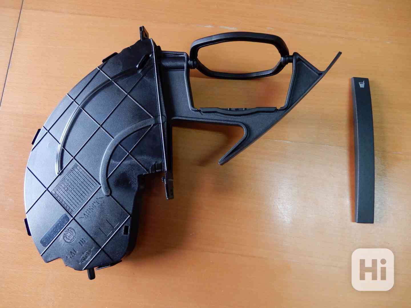 Držák nápojů Škoda Fabia RS, Fabia - foto 1