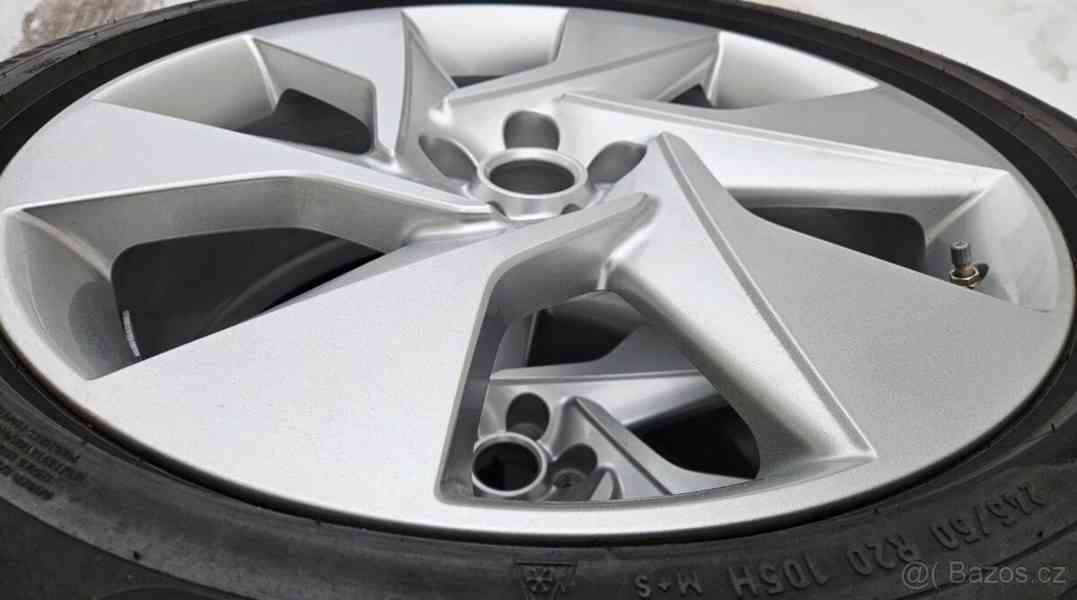 TOP ALU kola Jaguar 20" – 5×108, Pirelli 95 % Prodám originá - foto 3