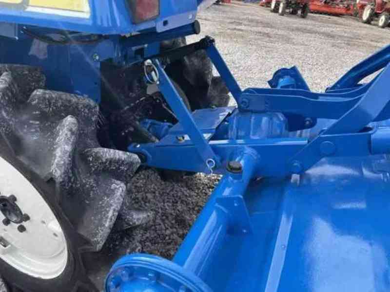 Traktor ISEKI TU-135F - foto 6