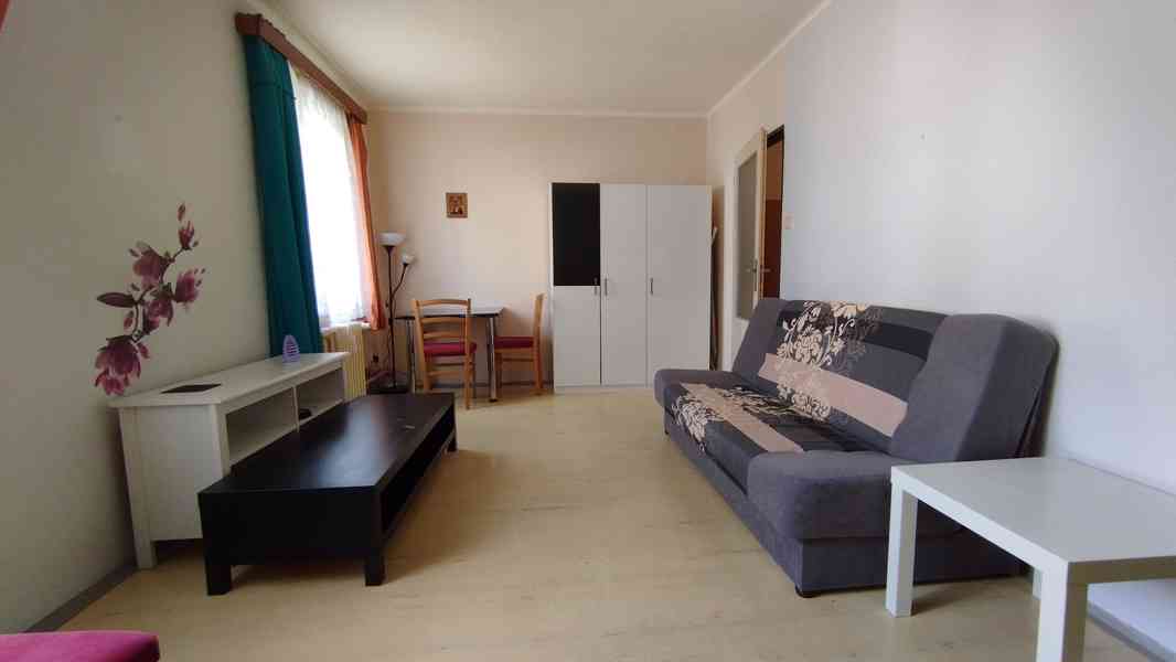 Pronájem garsonky - foto 2