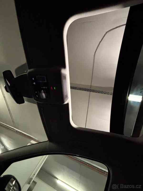 Volkswagen Golf 1,5   TSI 2025 85kw Manuál 6spd - foto 9