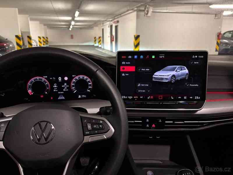 Volkswagen Golf 1,5   TSI 2025 85kw Manuál 6spd - foto 10