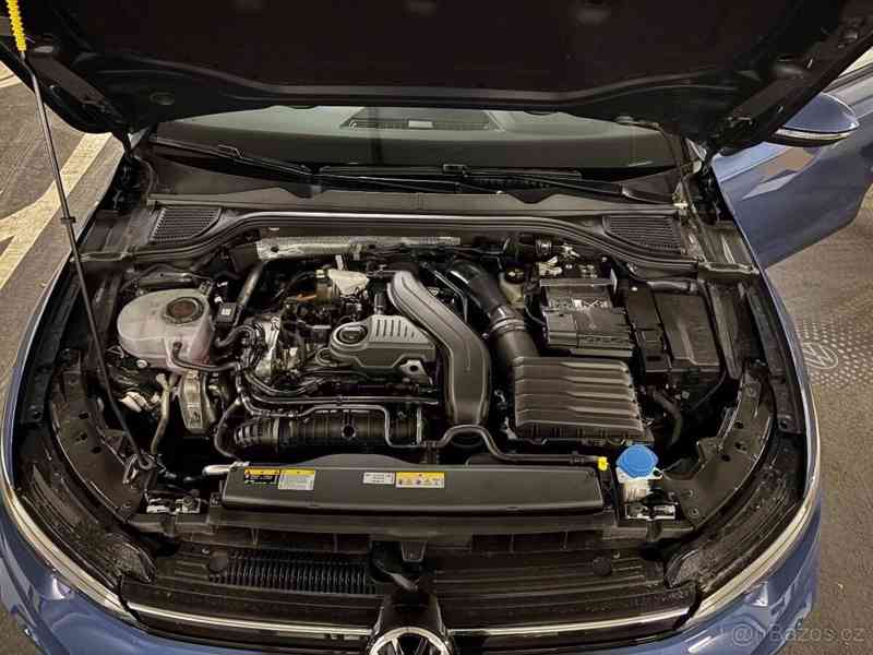 Volkswagen Golf 1,5   TSI 2025 85kw Manuál 6spd - foto 7