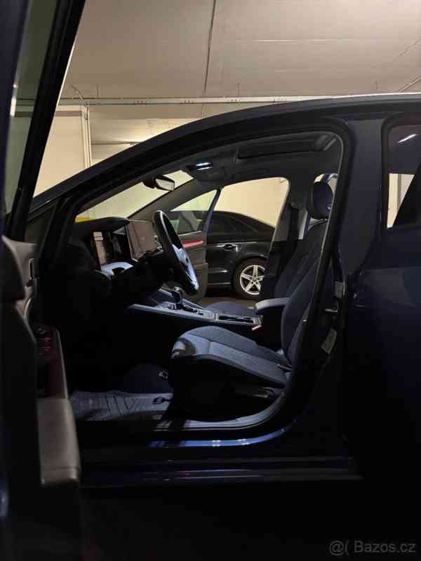 Volkswagen Golf 1,5   TSI 2025 85kw Manuál 6spd - foto 4