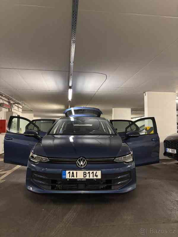 Volkswagen Golf 1,5   TSI 2025 85kw Manuál 6spd - foto 1