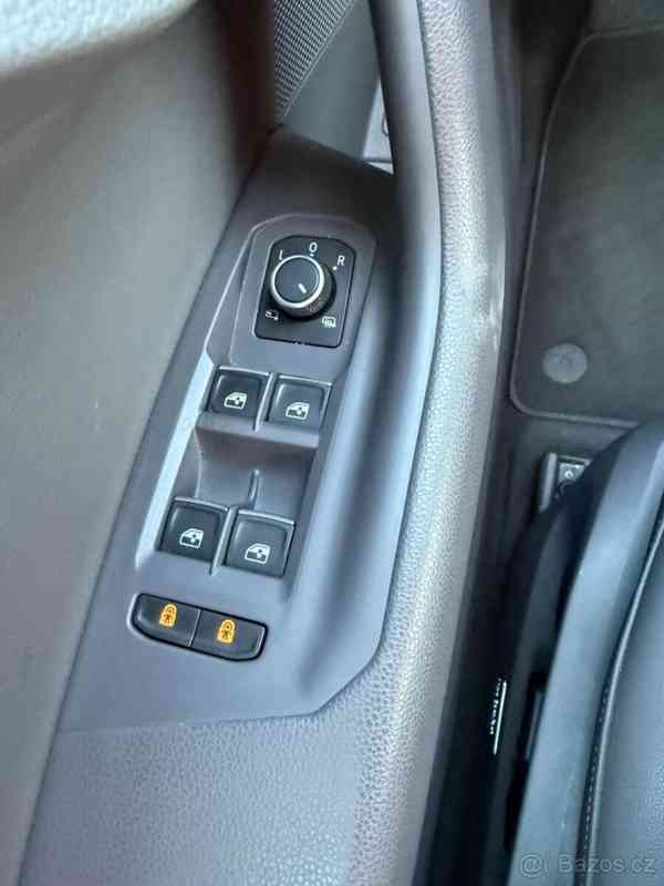 Volkswagen Touareg 3,0   TDI V6, 170 kW, 4x4, DPH - foto 14