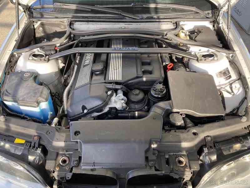 BMW Řada 3 e46 325i coupe 141kw manuál  - foto 10