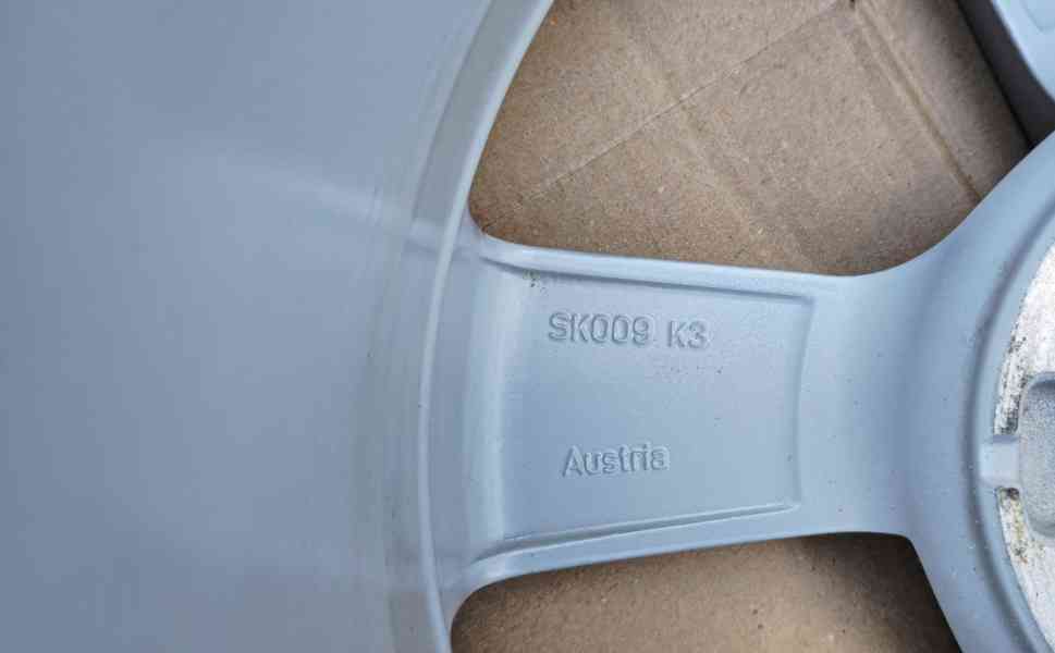 Disk 16 " Škoda Fabia III / Rapid 5JA601025A / 5JA 601 025 A - foto 11