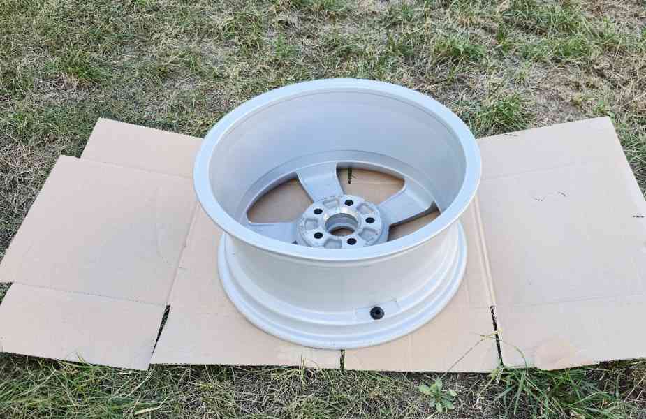 Disk 16 " Škoda Fabia III / Rapid 5JA601025A / 5JA 601 025 A - foto 3