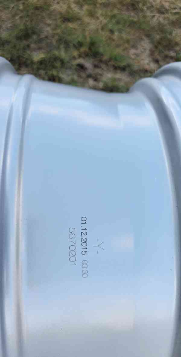 Disk 16 " Škoda Fabia III / Rapid 5JA601025A / 5JA 601 025 A - foto 9