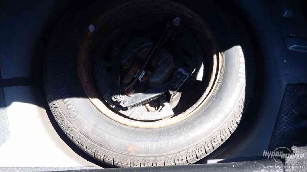 Peugeot 406 2.0 HDi - foto 22