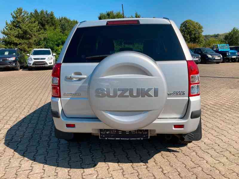 Suzuki Grand Vitara 2.4 AUT Comfort benzín 124kw - foto 6
