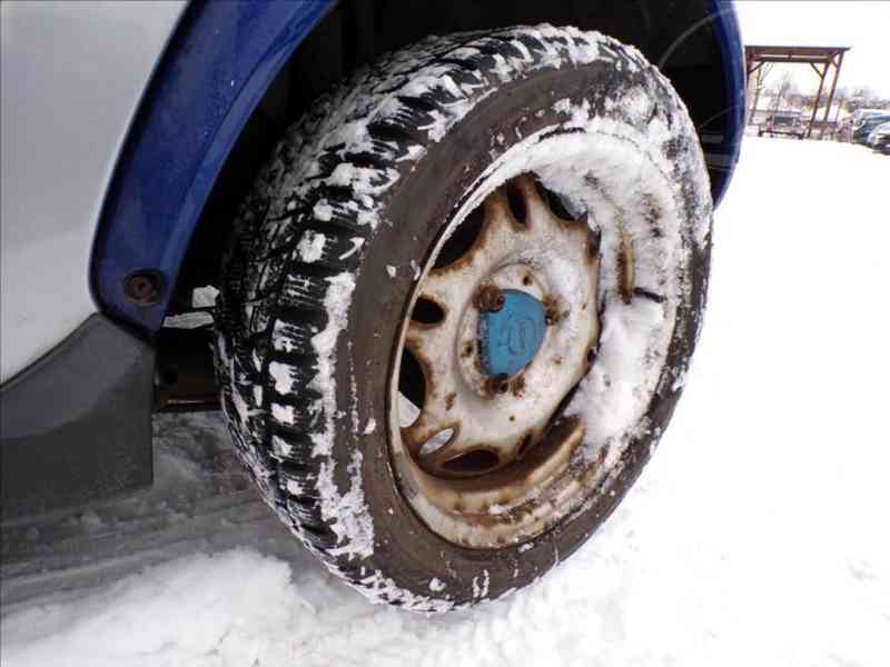 Smart Fortwo 0,6 i AUTOMAT - foto 16