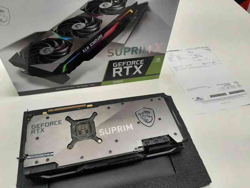 MSI GeForce RTX 3090 SUPRIM X 24G - foto 6