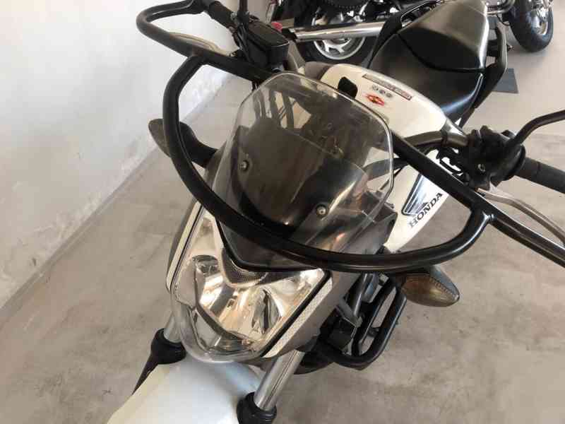 Honda NC700S ABS - foto 12