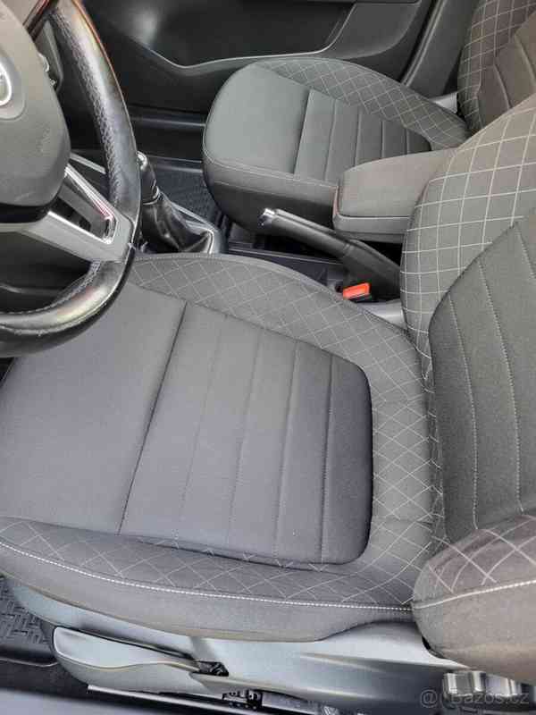 Škoda Fabia 1,2   TSI, servisováno - foto 18