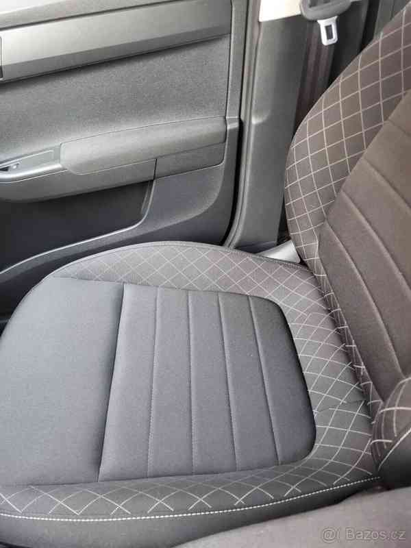 Škoda Fabia 1,2   TSI, servisováno - foto 19