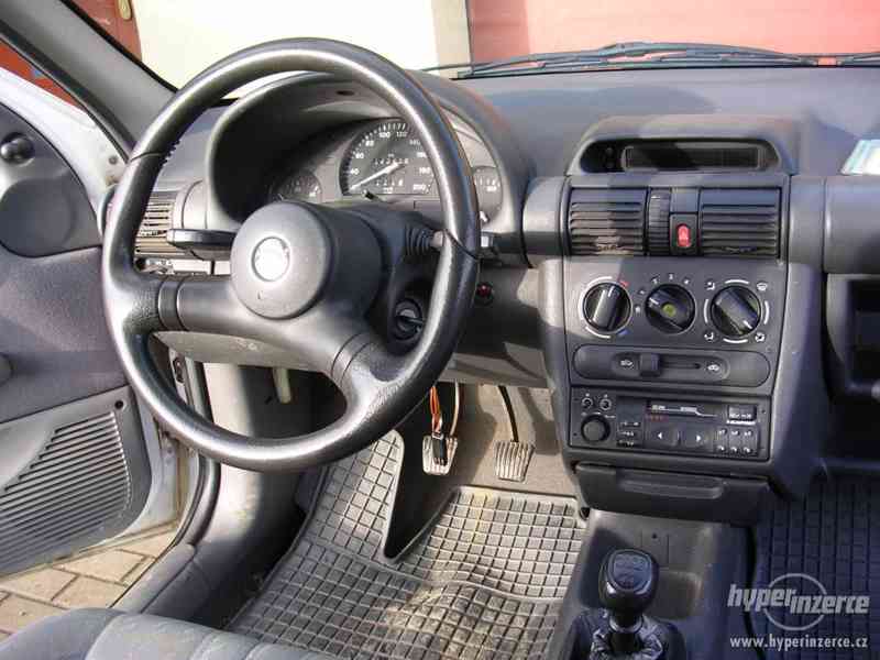 Opel Corsa B 1,2i 1993 - STK 01/2014 - foto 7