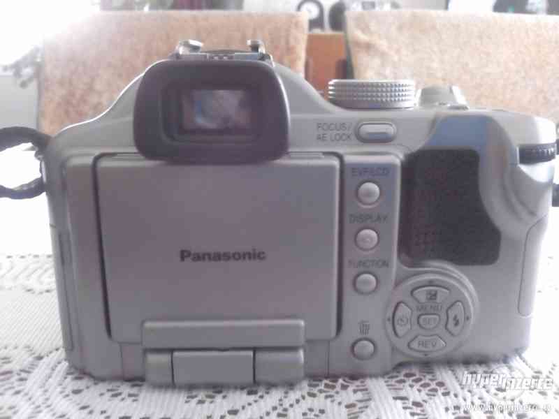 Panasonic Lumix DMC FZ-50 stříbrný - foto 9