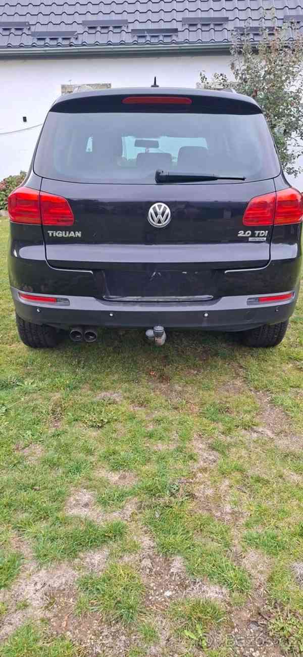 Volkswagen Tiguan 2,0 - foto 12
