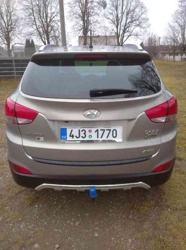 Hyundai ix35 2,0   4x4 - foto 18