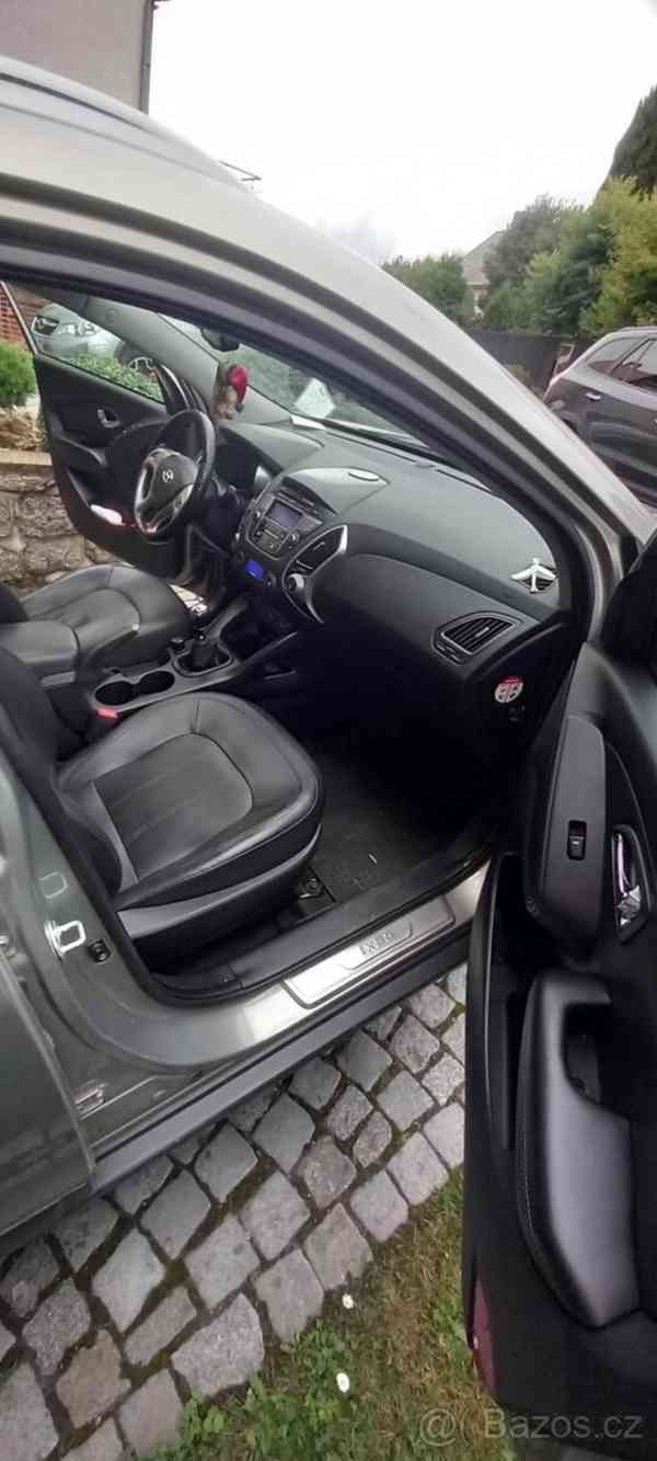 Hyundai ix35 2,0   4x4 - foto 12