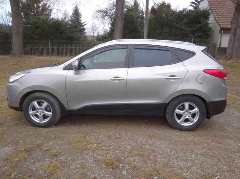 Hyundai ix35 2,0   4x4 - foto 16