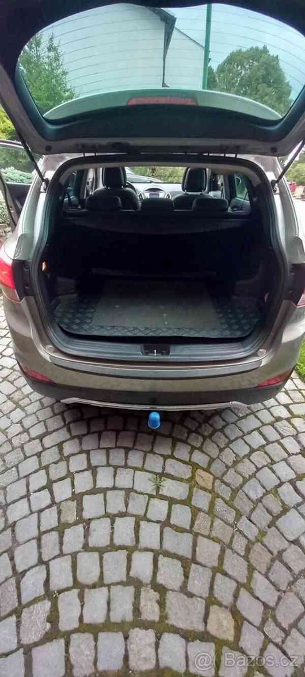 Hyundai ix35 2,0   4x4 - foto 17