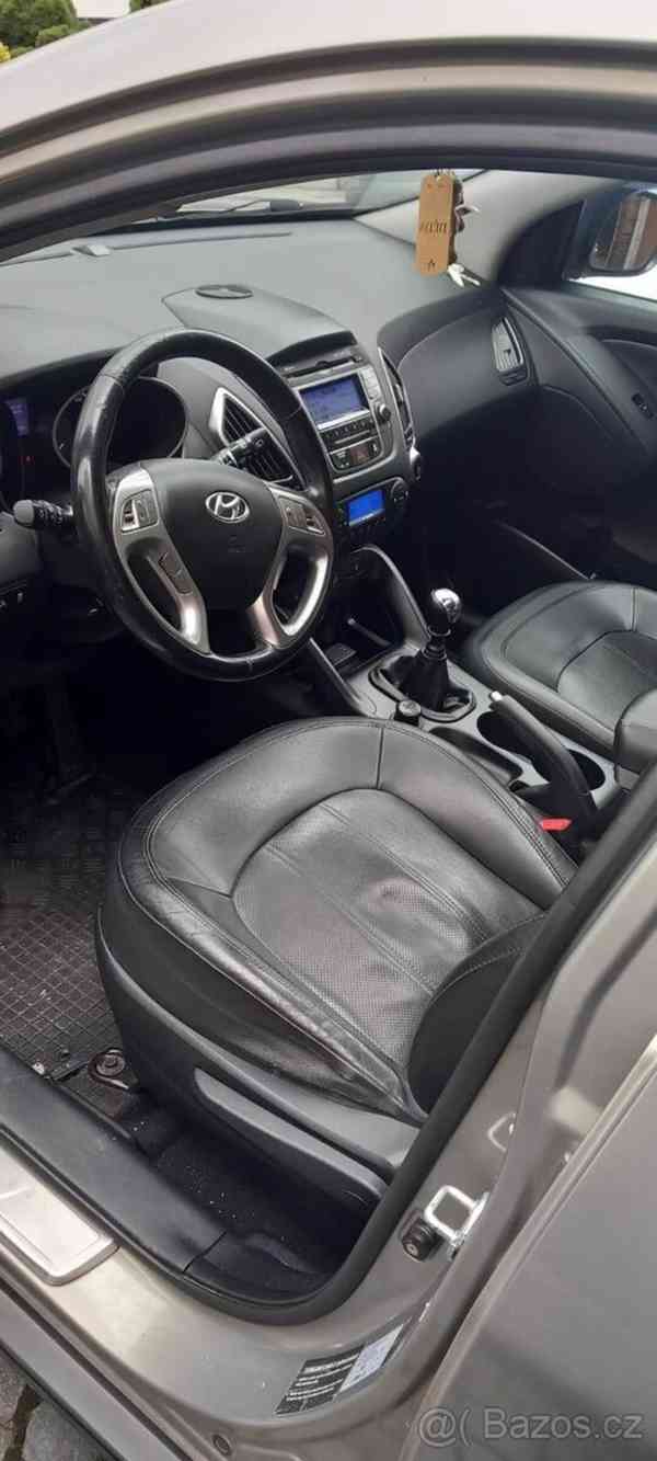 Hyundai ix35 2,0   4x4 - foto 9