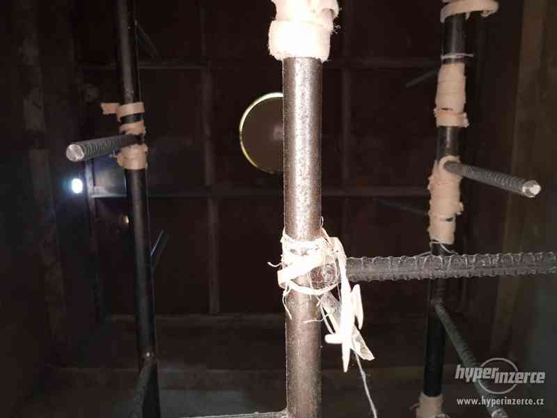 Silo na sypký matriál nádoba klenbový rozvraceč zásobník - foto 5