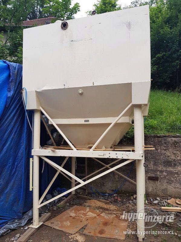 Silo na sypký matriál nádoba klenbový rozvraceč zásobník - foto 7
