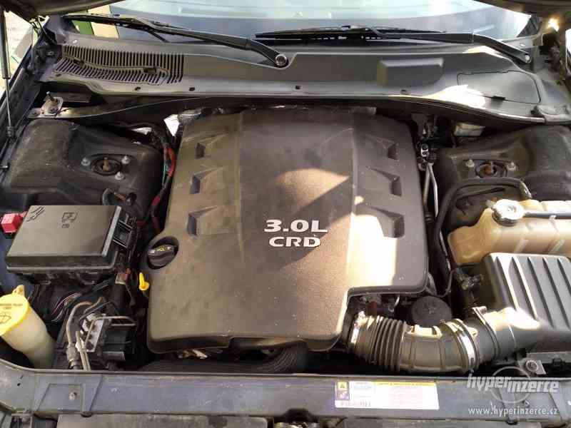 Chrysler 300c 3.0 CRD - foto 14