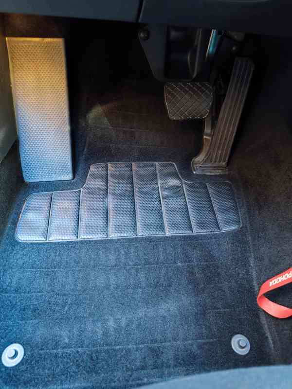 Škoda Superb II Combi, 2.0TDI CR 125kW/350Nm, DSG - r.v.2010 - foto 9