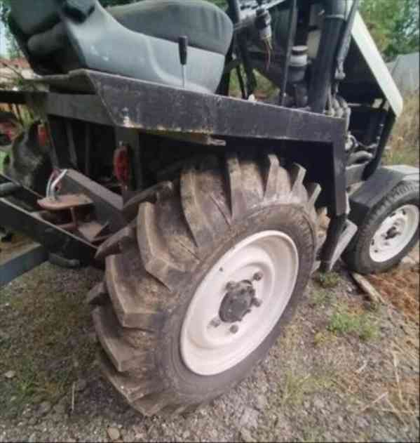 Peugeot 405 Traktor d+příslušenství - foto 6