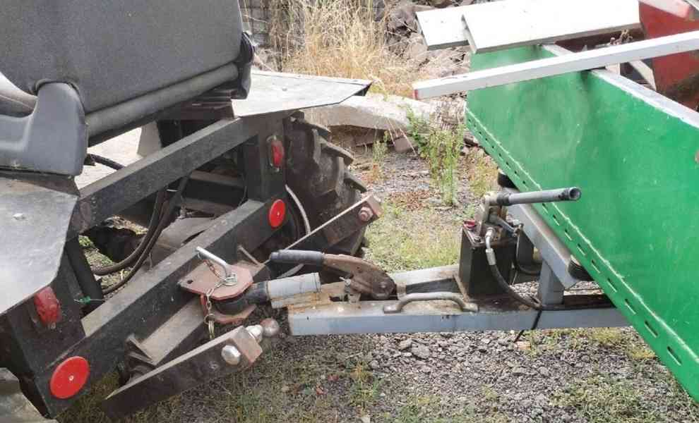 Peugeot 405 Traktor d+příslušenství - foto 4