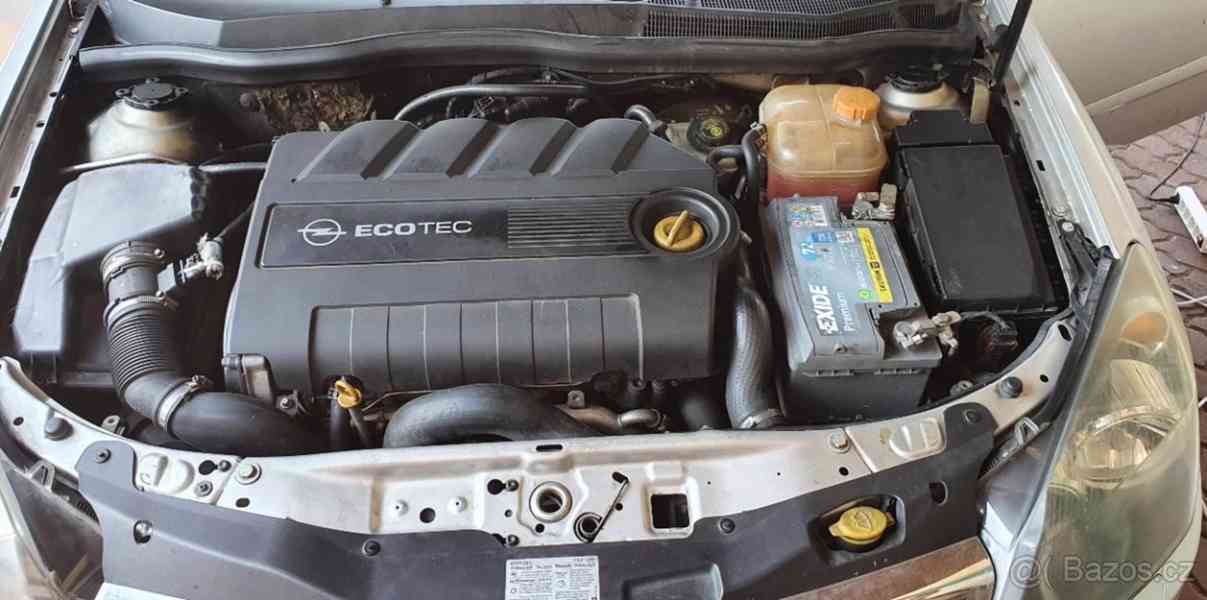 Opel Astra H 1.9 CDTI 110 Kw	 - foto 2
