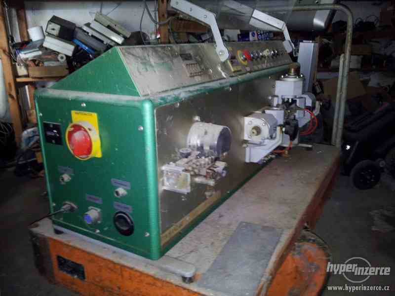 Automat na výrobu přístrojových pružin - foto 4
