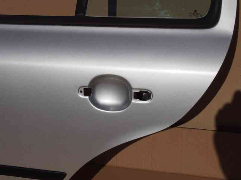 Levé zadní dveře Škoda Octavia I liftback - foto 5
