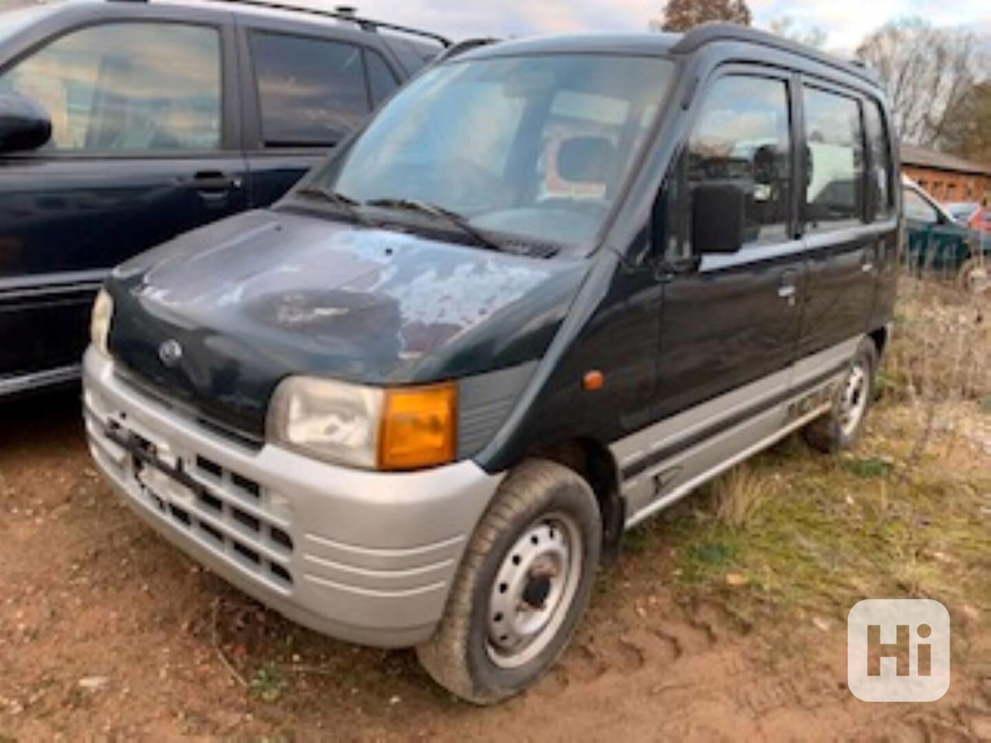 Daihatsu Move 0,9i - náhradní díly - foto 1