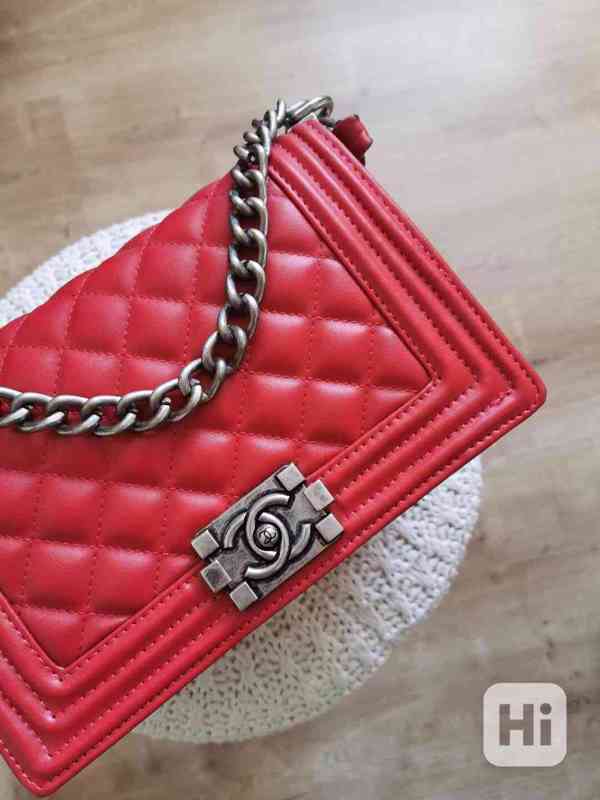 Chanel medium boy shoulder bag - foto 3