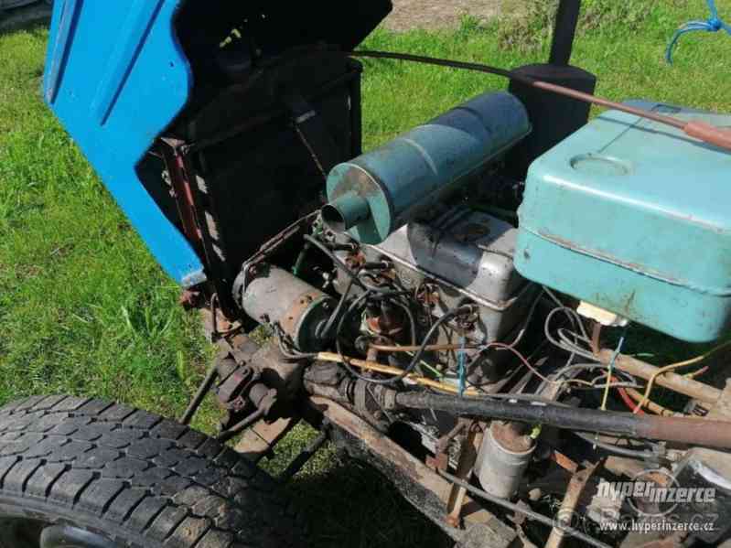 Traktor domácí výroby Škoda 1202 - foto 2