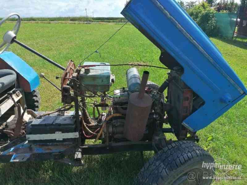 Traktor domácí výroby Škoda 1202 - foto 5
