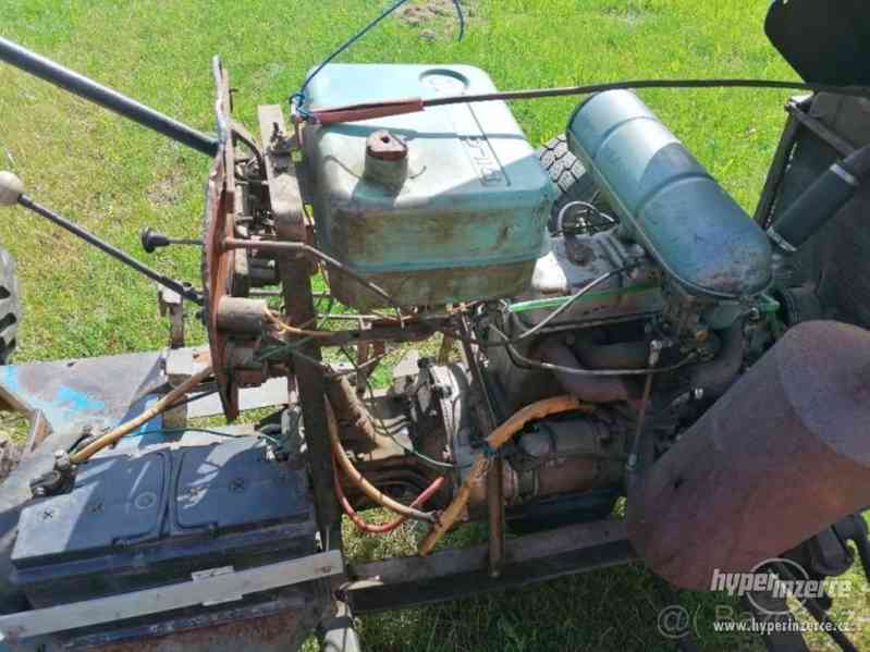Traktor domácí výroby Škoda 1202 - foto 7