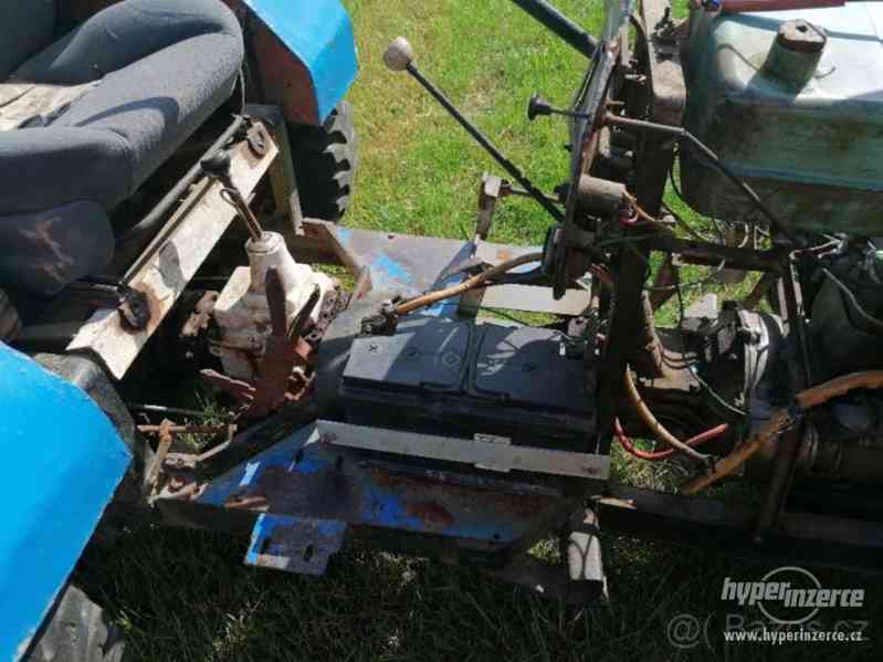 Traktor domácí výroby Škoda 1202 - foto 8